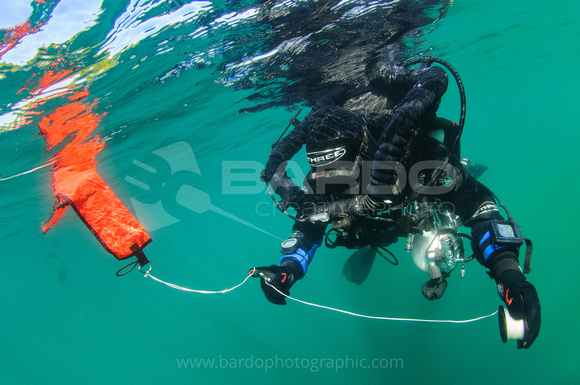 Rebreather diver with SMB